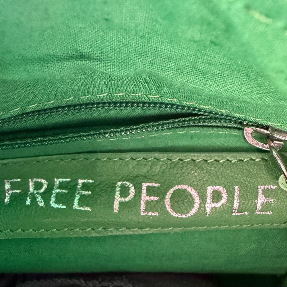Free People Arm Candy Bag green Shoulder purse leather NWT Y2K style - Picture 5 of 7